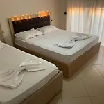 Апартаменты Ake Twin